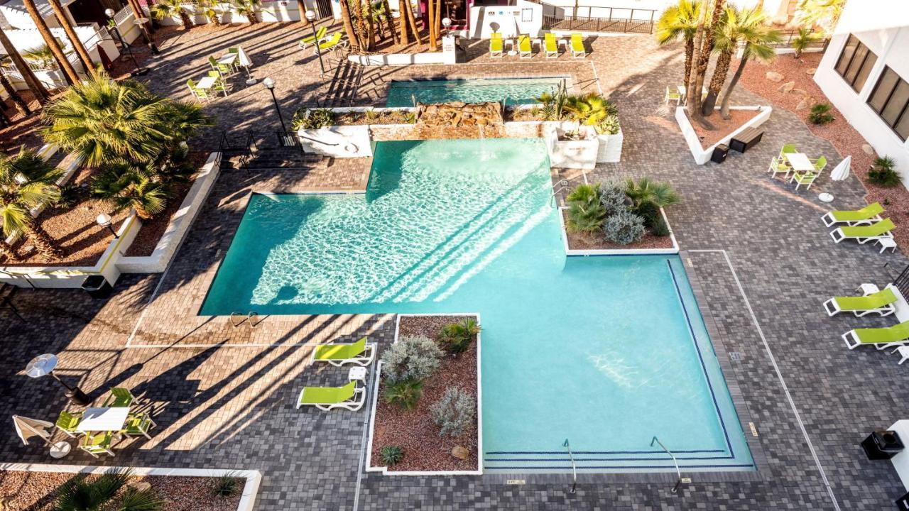 Holiday Inn Phoenix-Mesa Chandler By Ihg Bagian luar foto