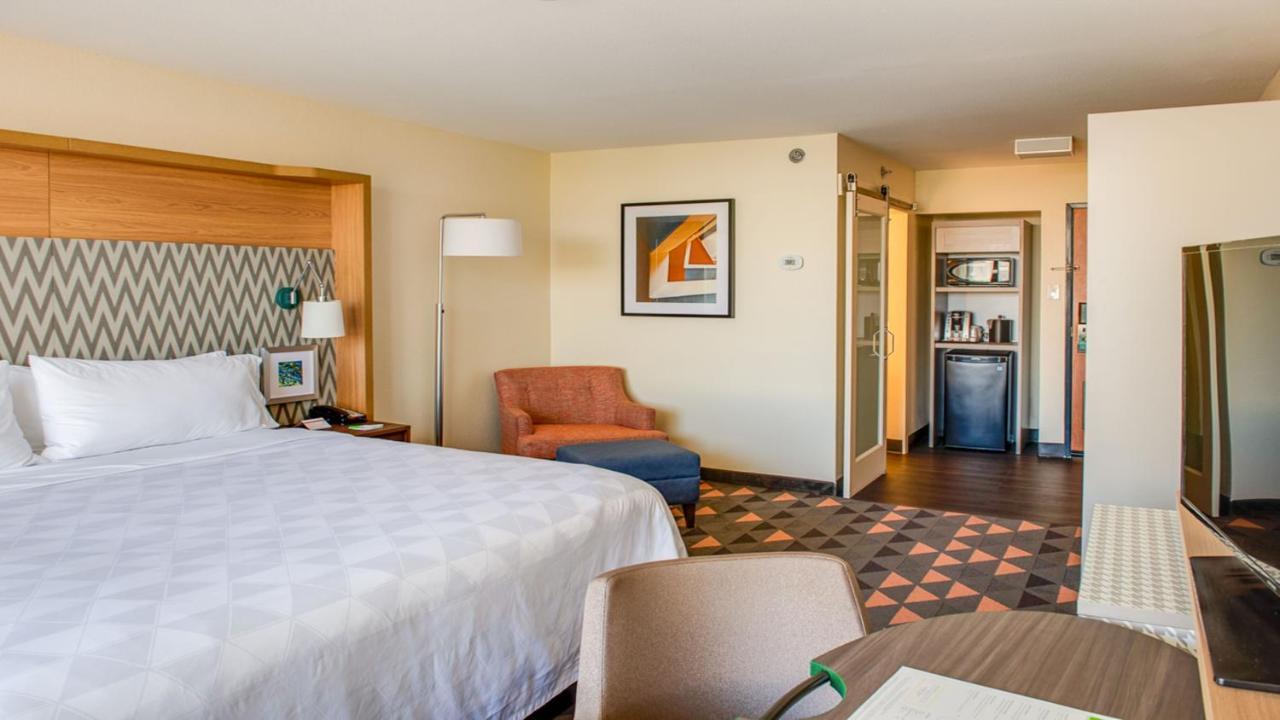 Holiday Inn Phoenix-Mesa Chandler By Ihg Bagian luar foto