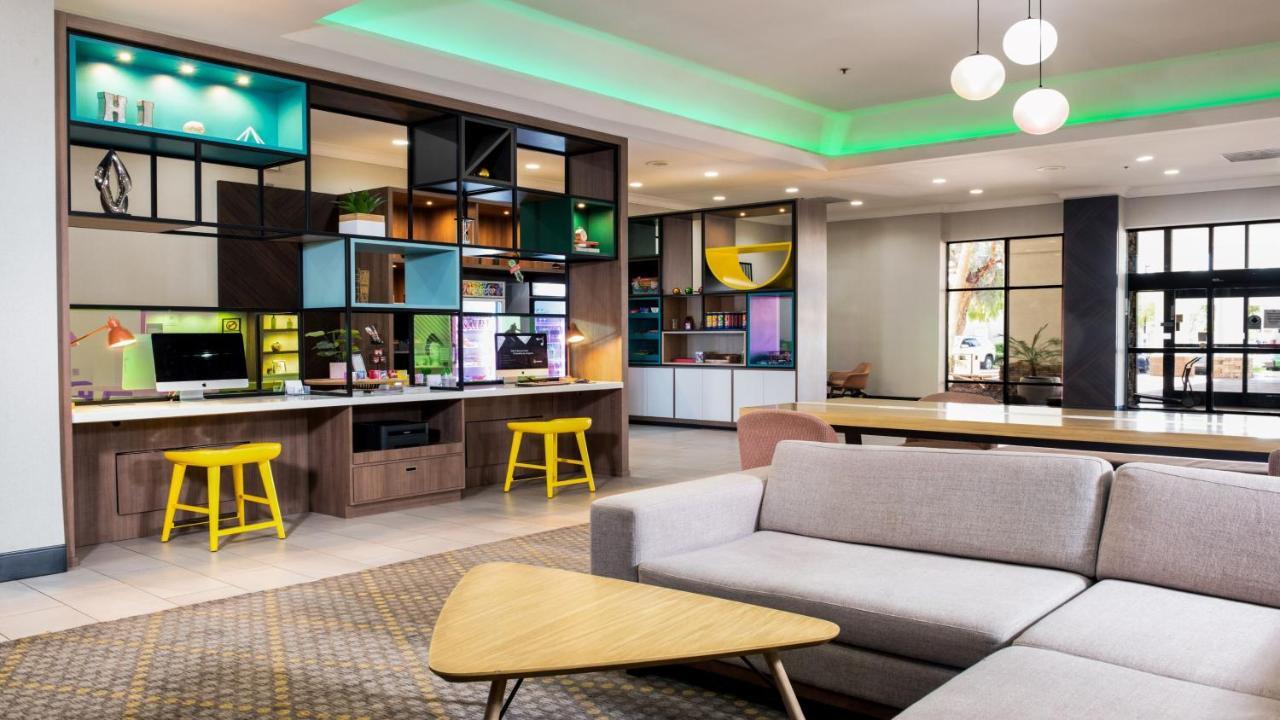 Holiday Inn Phoenix-Mesa Chandler By Ihg Bagian luar foto