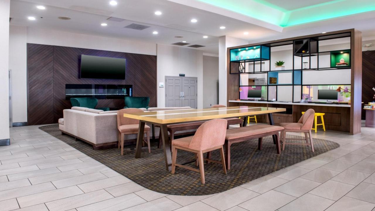 Holiday Inn Phoenix-Mesa Chandler By Ihg Bagian luar foto