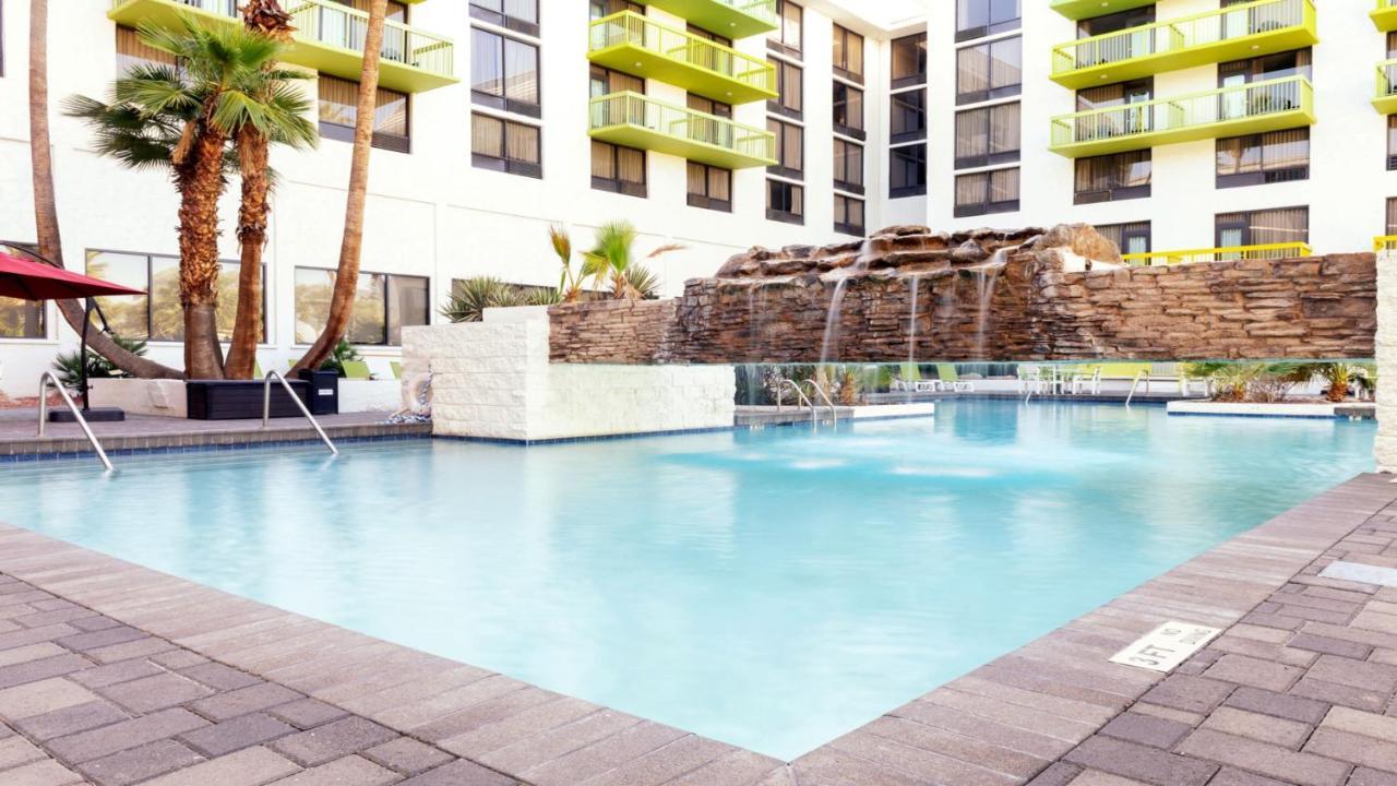 Holiday Inn Phoenix-Mesa Chandler By Ihg Bagian luar foto