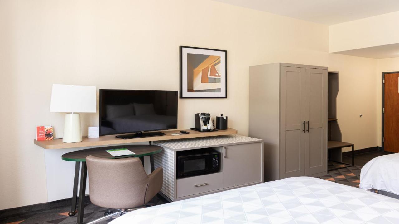 Holiday Inn Phoenix-Mesa Chandler By Ihg Bagian luar foto